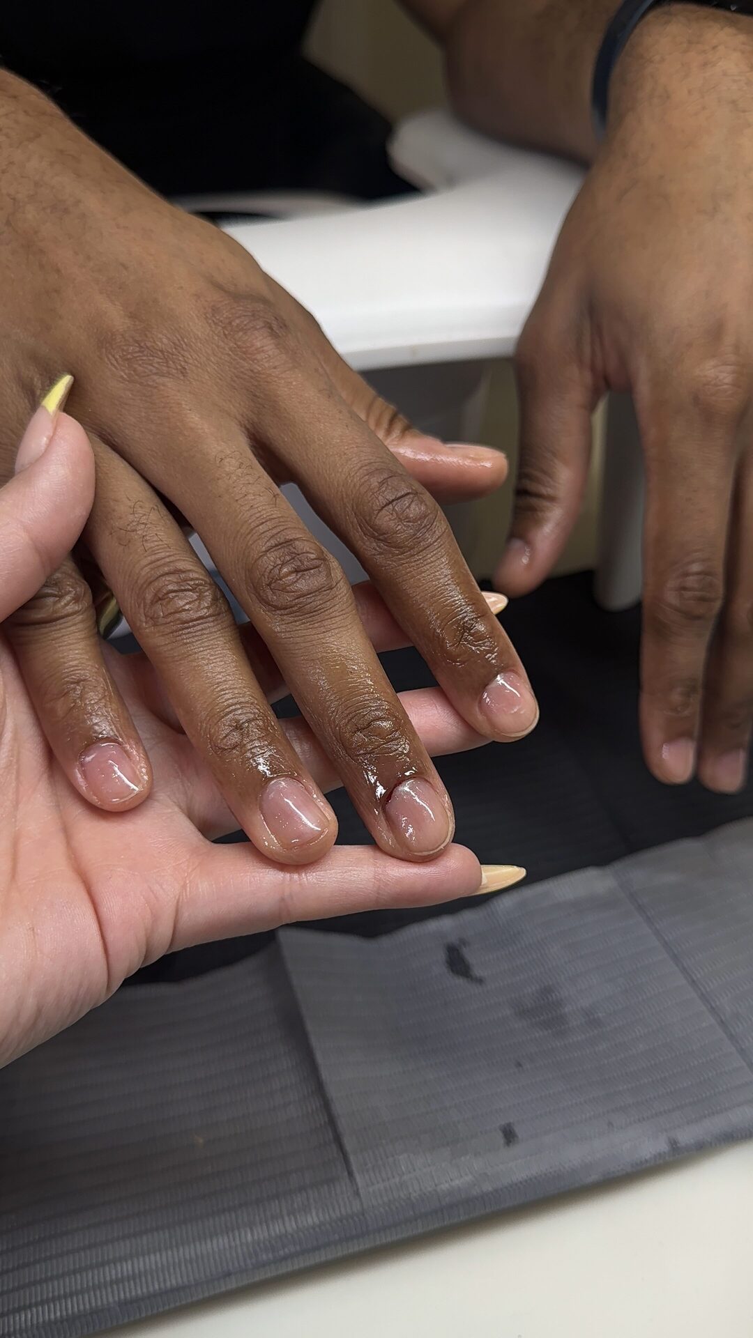 Pose d'ongles Institut V Montréal